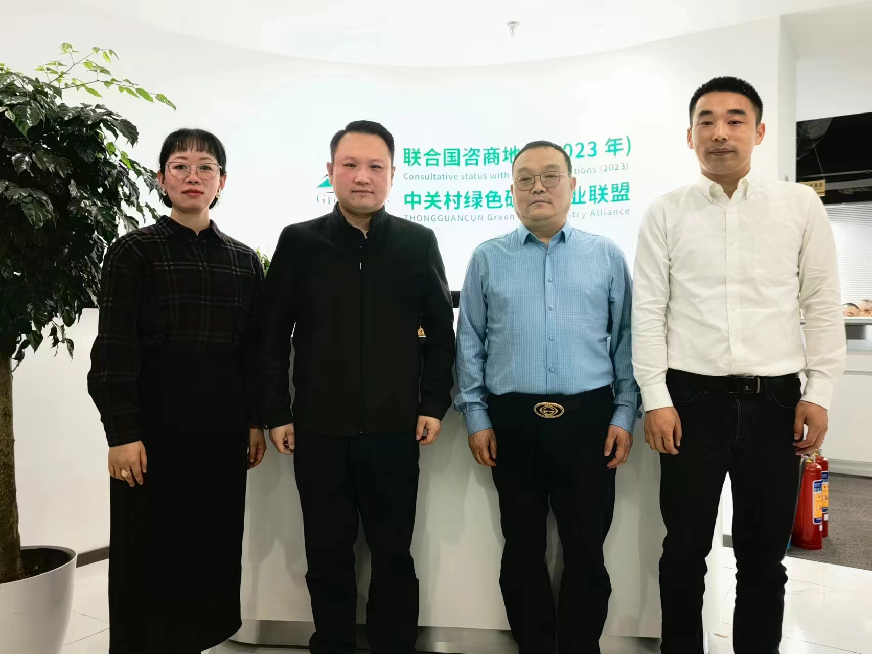 2025年奥马最新免费资料