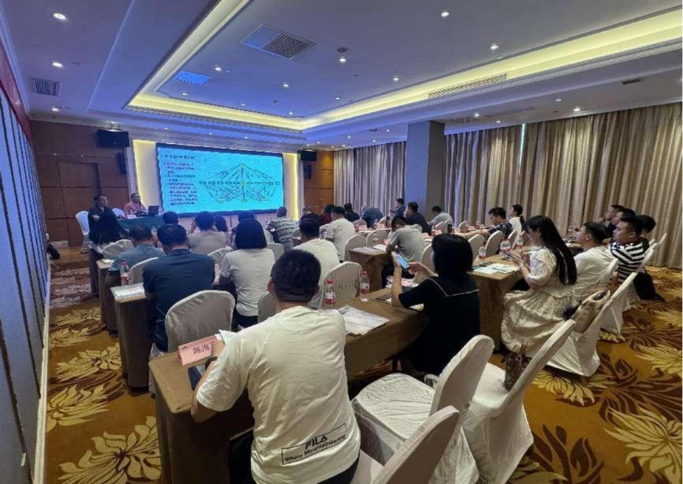 2025年奥马最新免费资料