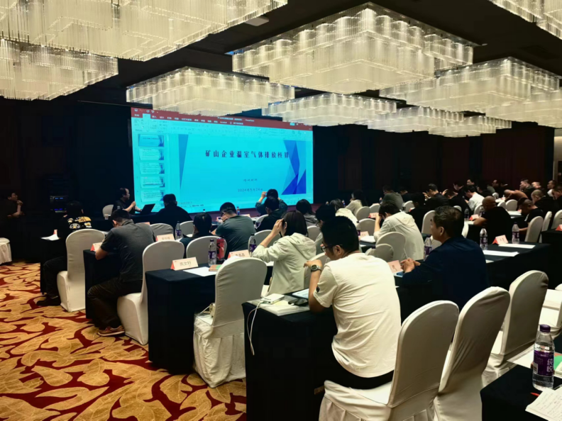 2025年奥马最新免费资料
