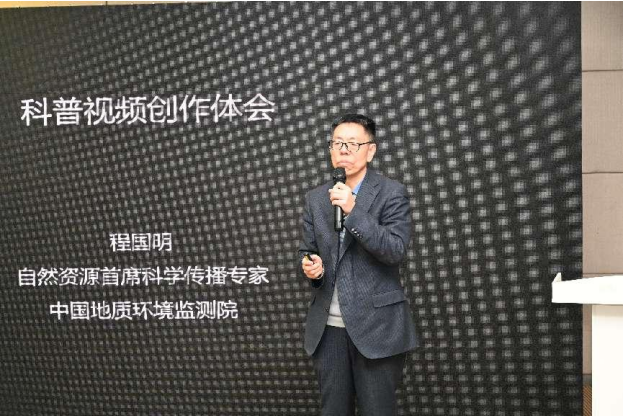 2025年奥马最新免费资料