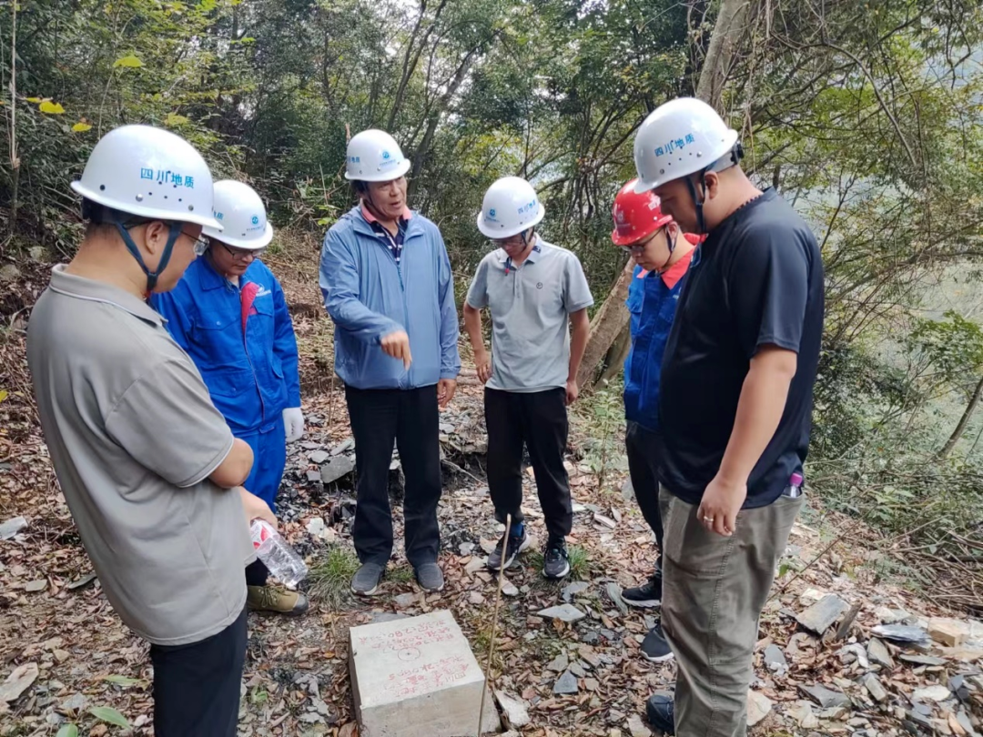 3ae135ec532329c241248251cad2d631.png 2025年奥马最新免费资料