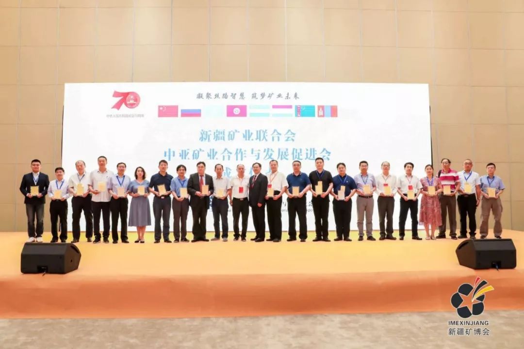 2025年奥马最新免费资料