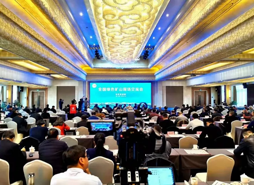 2025年奥马最新免费资料
