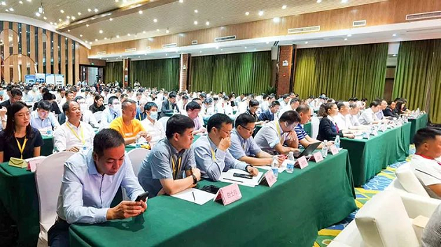2025年奥马最新免费资料