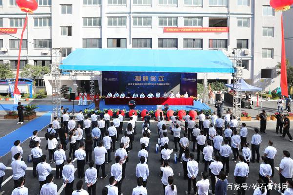 2025年奥马最新免费资料