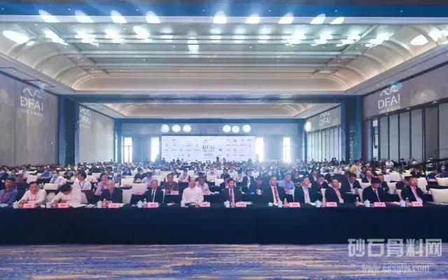 2025年奥马最新免费资料