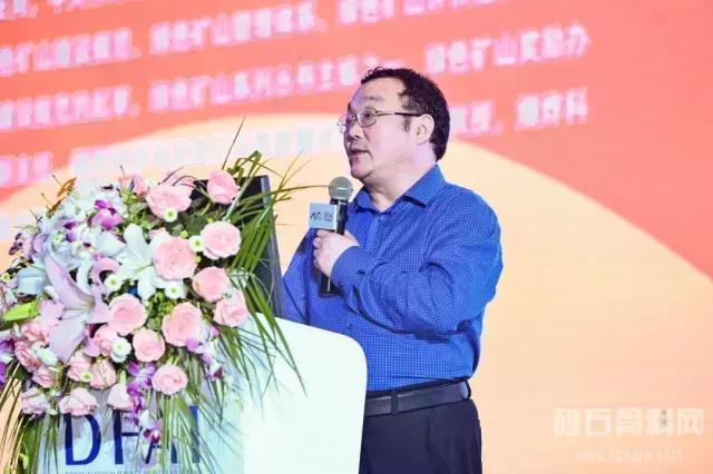 2025年奥马最新免费资料